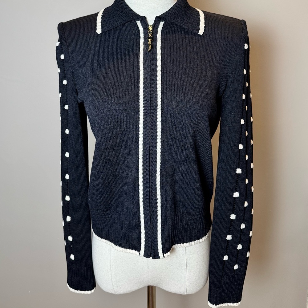 St. John Collection Black Knit Jacket With White Popcorn Trim - Size 2 - Picture 3 of 9